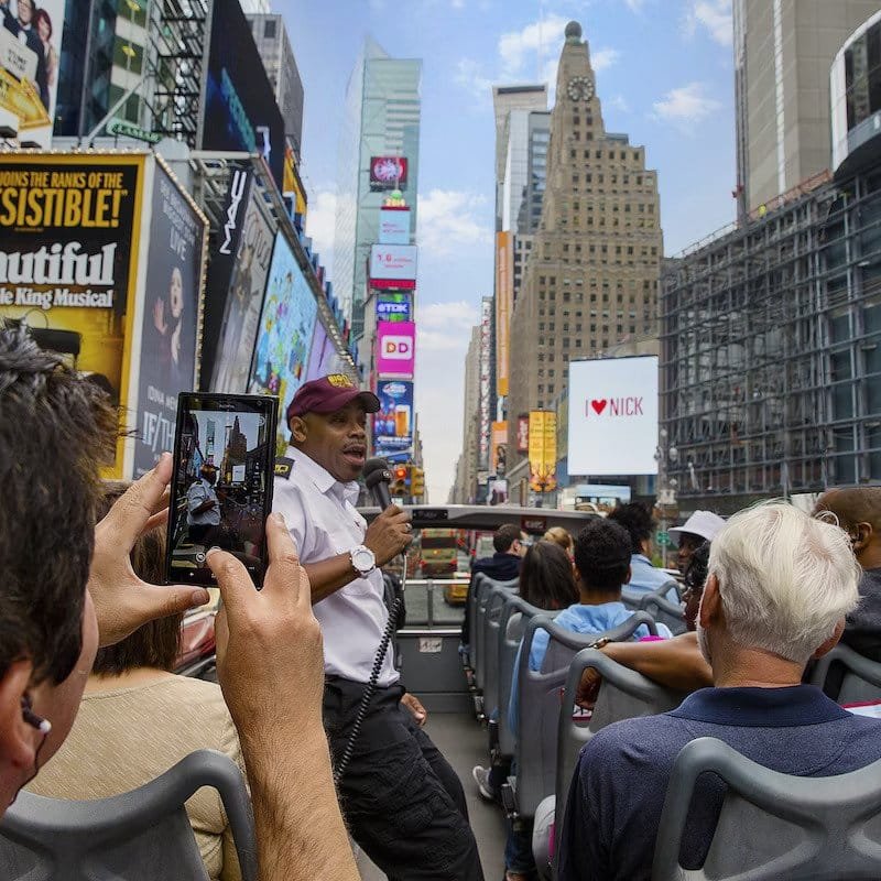 Spektakulær Hop On Hop Off New York City 2026