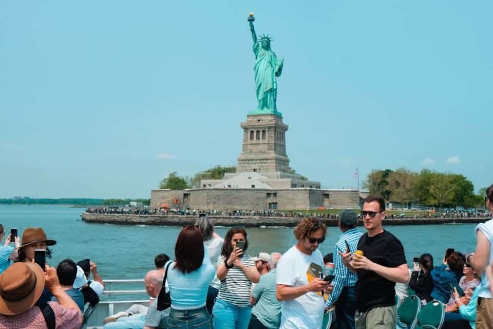 Pelayaran Patung Liberty